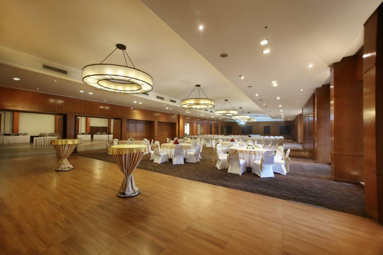 Hotel Maurya Patna Patna  Exteriör bild